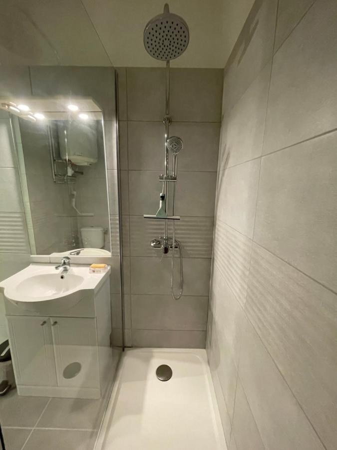 La Residence - N° 02 - T2 Classe** Greoux-les-Bains Luaran gambar